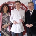  Burmistrz Darłowa wręczył uczniom w Darłówku  56 stypendiów za dobre wyniki w nauce