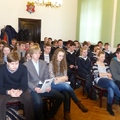Spotkanie darłowskiej młodzieży ze szkół średnich z senatorem Piotrem Zientarskim